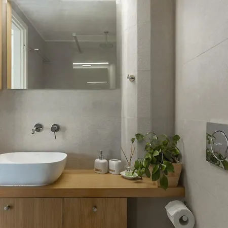 Theseus Zen Luxury - Natural Living