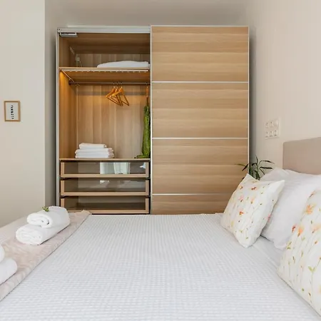 Theseus Zen Luxury - Natural Living *